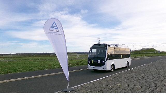 Otokar'ın otonom e-Centro'su TÜV Rheinland testlerini başarıyla geçti Otokar'ın otonom e-Centro'su TÜV Rheinland testlerini başarıyla geçti
