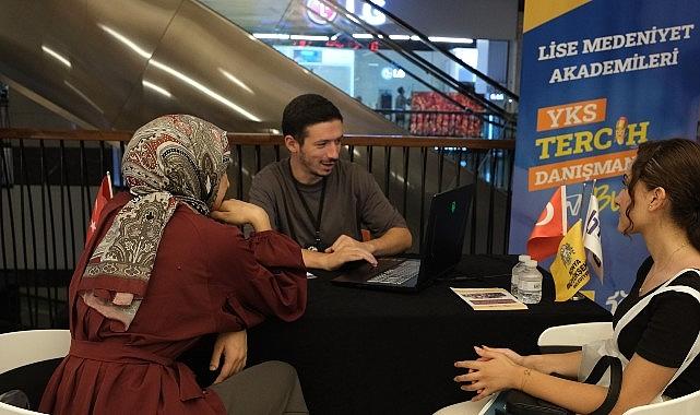 Büyükşehir'in Sağladığı Tercih Danışmanlığı Hizmeti 1430 Üniversite Adayının Katılımıyla Tamamlandı
