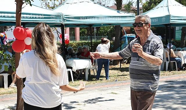 Huzurevi sakinlerinin piknik keyfi