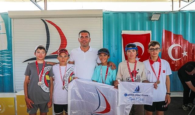 9 Eylül Kurtuluş Kupası Yelken Yarışları tamamlandı 9 Eylül Kurtuluş Kupası Yelken Yarışları tamamlandı