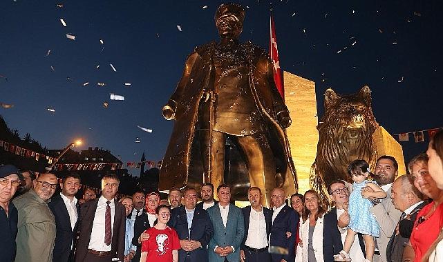 Keçiören'de 30 Ağustos Zafer Anıtı görkemli törenle açıldı Keçiören'de 30 Ağustos Zafer Anıtı görkemli törenle açıldı
