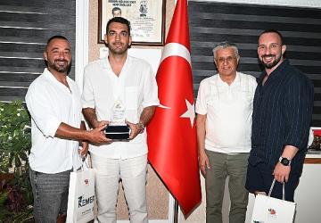 Başkan Topaloğlu'na teşekkür ziyareti