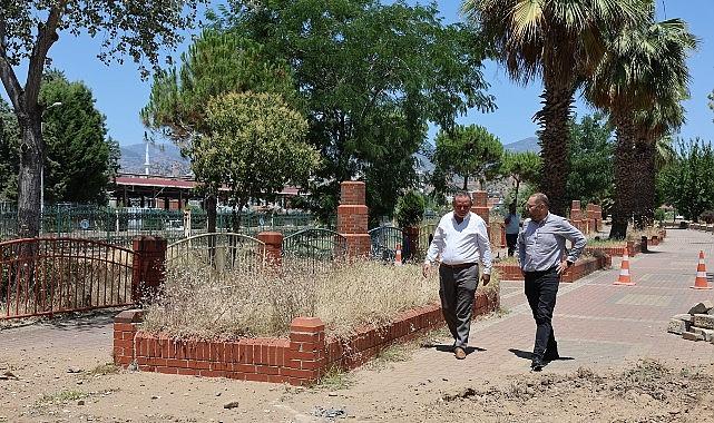 Yeşil Mahalle Halkından Başkan Çerçioğlu'na Teşekkür Yeşil Mahalle Halkından Başkan Çerçioğlu'na Teşekkür
