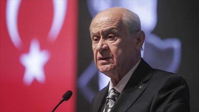 Bahçeli'den İYİ Parti’ye: ‘İpsiz sapsızların ‘Biz komisyoncu değiliz’ zırvası ciddiyetsiz ve değersizdir’ Bahçeli'den İYİ Parti’ye: ‘İpsiz sapsızların ‘Biz komisyoncu değiliz’ zırvası ciddiyetsiz ve değersizdir’