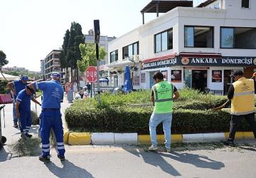 Başkan Çerçioğlu'nun çalışmalarına Kuşadalılardan tam not