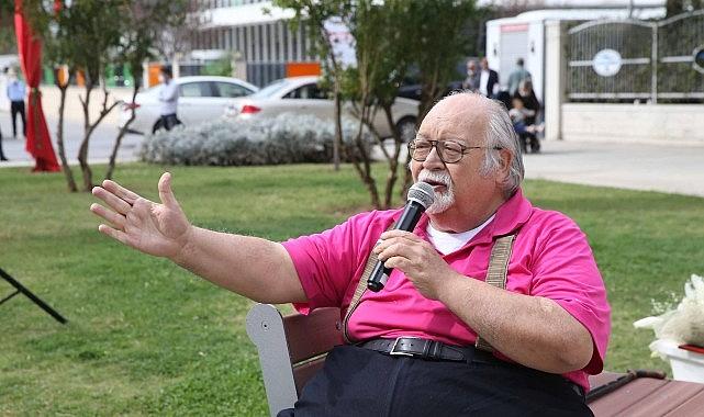 Karşıyaka 'İzmir Baba'yı unutmadı!