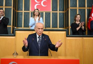 Bahçeli’den Özel’e tepki ve destek: 'Sokak sokak gez de görelim, ama duruşmalar TRT’de yayınlansın'