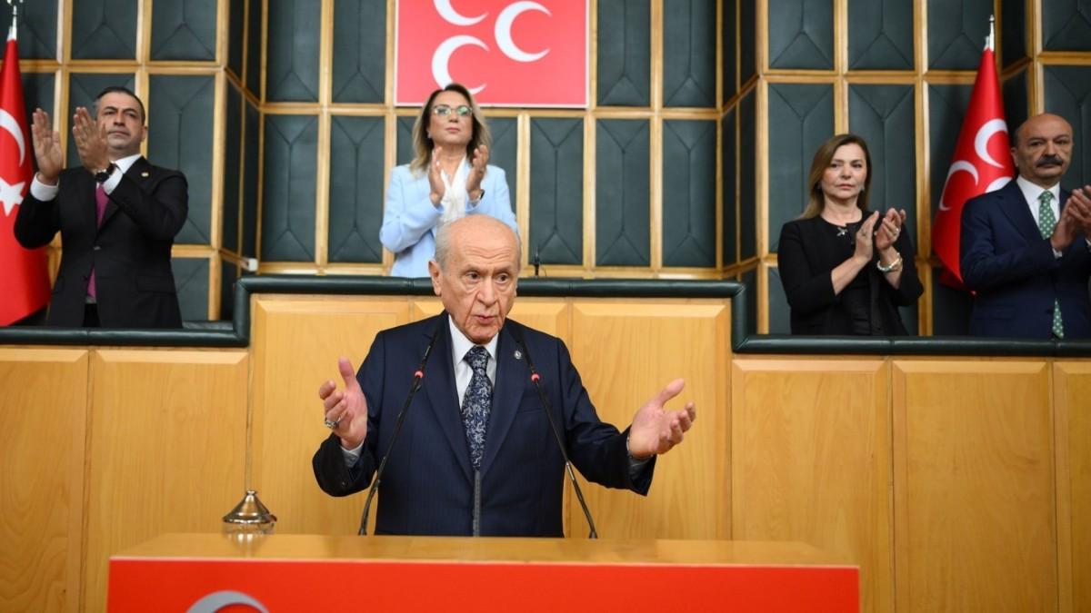 Bahçeli’den Özel’e tepki ve destek: 'Sokak sokak gez de görelim, ama duruşmalar TRT’de yayınlansın' Bahçeli’den Özel’e tepki ve destek: 'Sokak sokak gez de görelim, ama duruşmalar TRT’de yayınlansın'