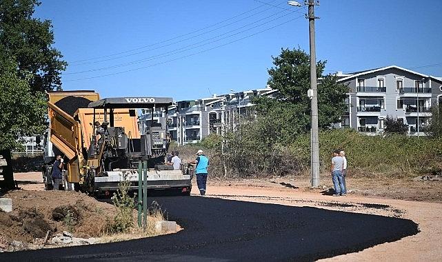 Kartepe Belediyesi'nin Asfalt Atağı Devam Ediyor Kartepe Belediyesi'nin Asfalt Atağı Devam Ediyor