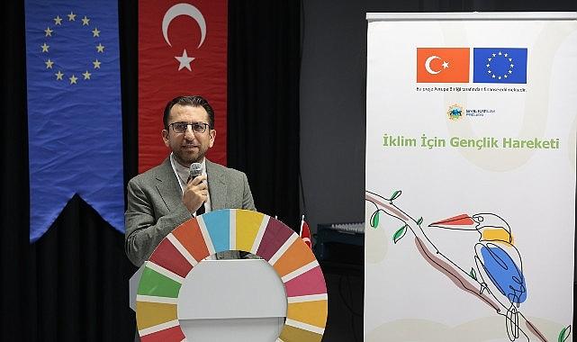Gençler iklim eylemi için Konak'ta zirve yaptı Gençler iklim eylemi için Konak'ta zirve yaptı