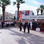 Ayvalık'ın düşman işgalinden kurtuluşunun 103. yılı, Cumhuriyet Meydanı'nda düzenlenen etkinliklerle coşkuyla kutlandı.