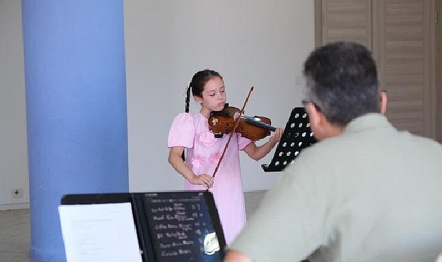 Çocuk Senfoni'de Seçmeler Tamamlandı, Yeni Dönem Hazırlıkları Başladı Çocuk Senfoni'de Seçmeler Tamamlandı, Yeni Dönem Hazırlıkları Başladı