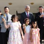 Başkan Hallaç, ilk ders zilinde öğrencilerle buluştu