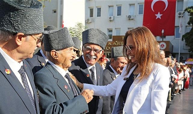 Karşıyaka'da 30 Ağustos coşkusu Karşıyaka'da 30 Ağustos coşkusu