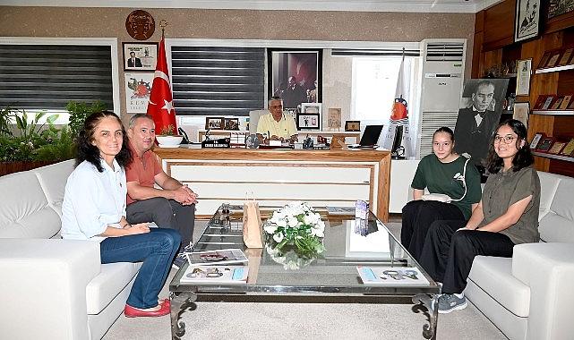 Başkan Topaloğlu'na burs teşekkürü