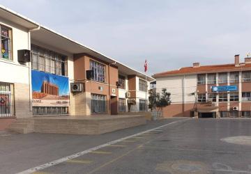 Karabağlar Hüseyin Akdağ İlkokulu’nda Bağış Baskısı!
