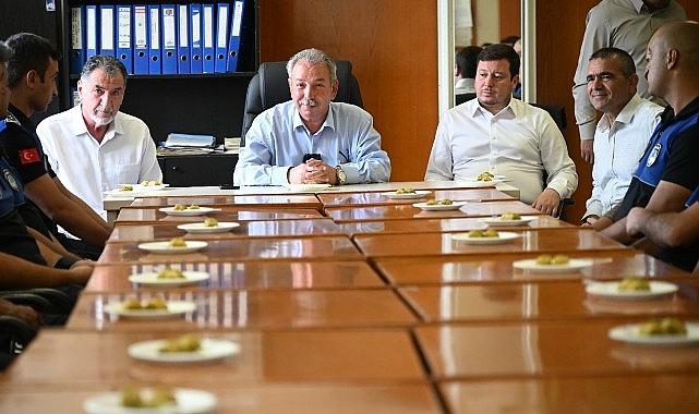 Salihli Belediye Başkanı Mazlum Nurlu, Zabıta Haftası'nda Zabıta Personeliyle Buluştu Salihli Belediye Başkanı Mazlum Nurlu, Zabıta Haftası'nda Zabıta Personeliyle Buluştu