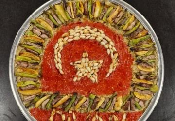 MasterChef Efe’den Şehit ve Gazi Ailelerine Özel Türk Bayraklı Tokat Kebabı