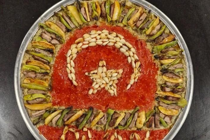 MasterChef Efe’den Şehit ve Gazi Ailelerine Özel Türk Bayraklı Tokat Kebabı MasterChef Efe’den Şehit ve Gazi Ailelerine Özel Türk Bayraklı Tokat Kebabı