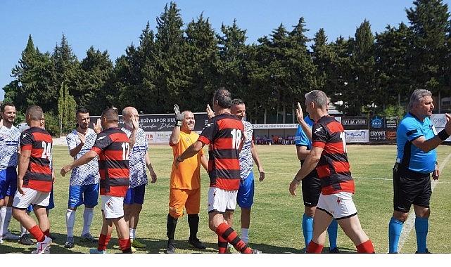 Çeşme – Sakız Master Futbol Turnuvası tamamlandı Çeşme – Sakız Master Futbol Turnuvası tamamlandı