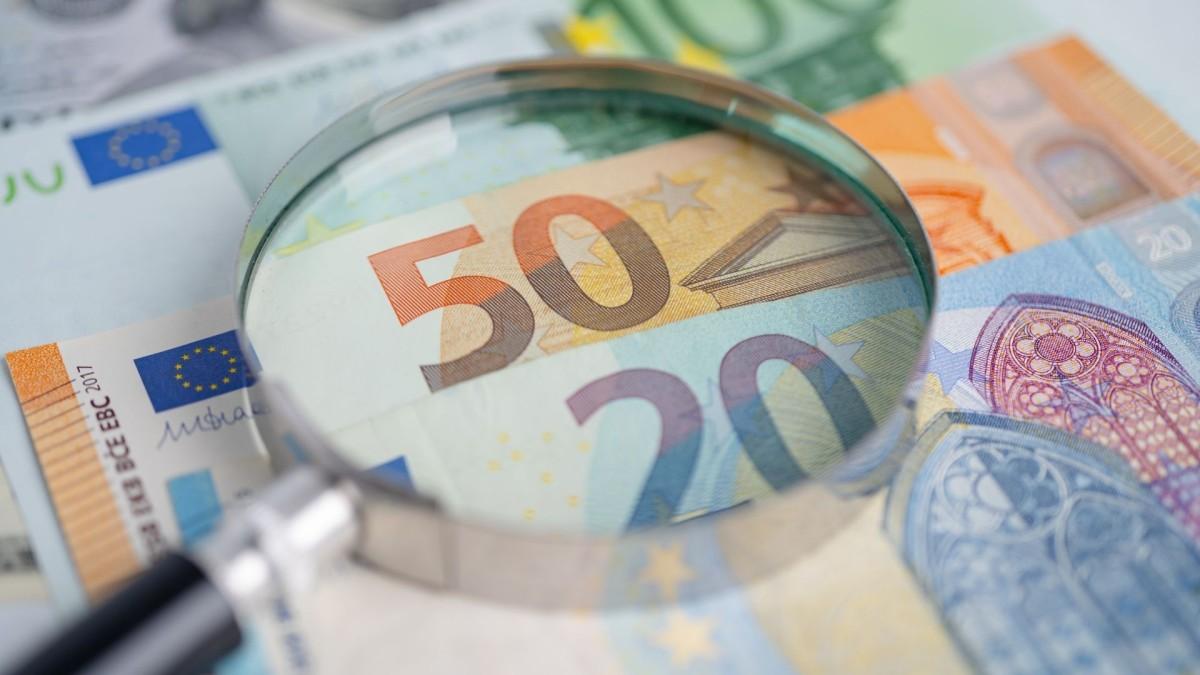 Döviz Kurları Güne Rekorlarla Başladı: Dolar ve Euro Sert Yükseldi Döviz Kurları Güne Rekorlarla Başladı: Dolar ve Euro Sert Yükseldi