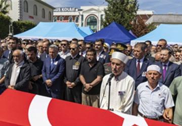 İzmir'in şehitlerine veda