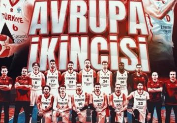 12 Dev Adam Gümüş Madalyayla Döndü!