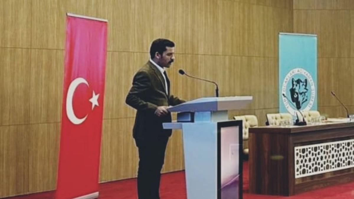 Zenginoğlu: ‘1071 Malazgirt’i merkeze alıp Türk’ün tarihini yeniden yazmak isteyenler boşuna kürek çekmektedir’ Zenginoğlu: ‘1071 Malazgirt’i merkeze alıp Türk’ün tarihini yeniden yazmak isteyenler boşuna kürek çekmektedir’