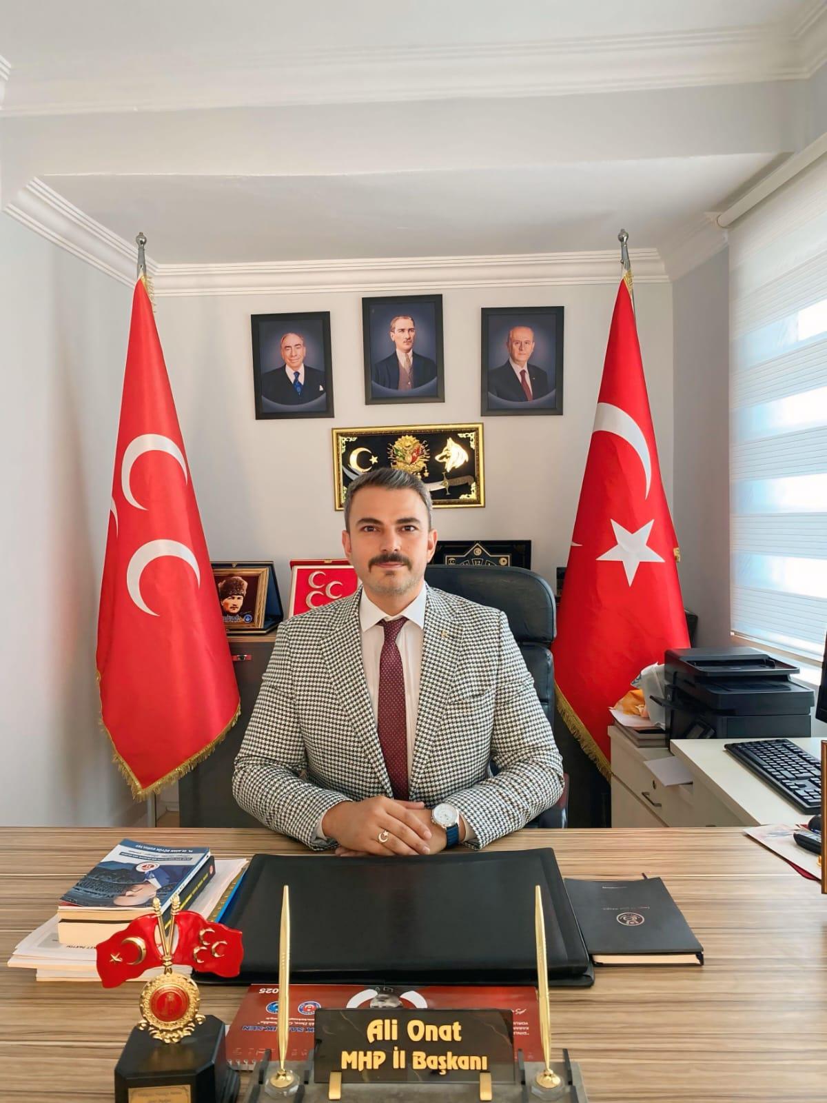 MHP İl Başkanı Ali Önat’tan Mevlid Kandili mesajı: ‘Doğruluk üzerine yaşamanın en önemli vesilesi’ MHP İl Başkanı Ali Önat’tan Mevlid Kandili mesajı: ‘Doğruluk üzerine yaşamanın en önemli vesilesi’