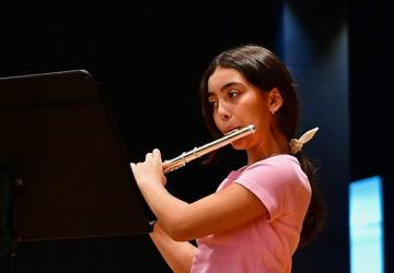 Defne Halis'ten büyük başarı