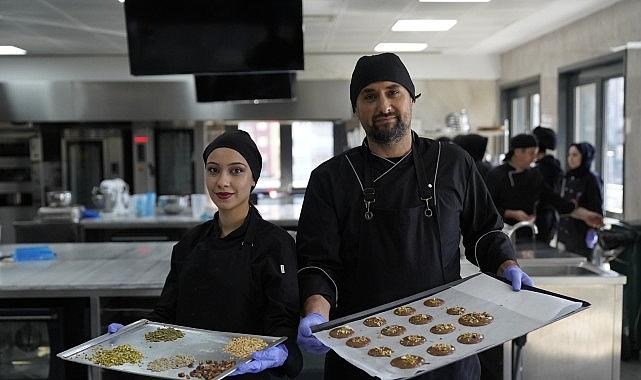 Enstitü İstanbul İSMEK Yeni Dönem Başvuruları 1 Eylül'de Başlıyor Enstitü İstanbul İSMEK Yeni Dönem Başvuruları 1 Eylül'de Başlıyor
