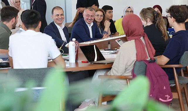 Ömer Çelik, Taze'ye gitti Milli İrade'yi çok beğendi