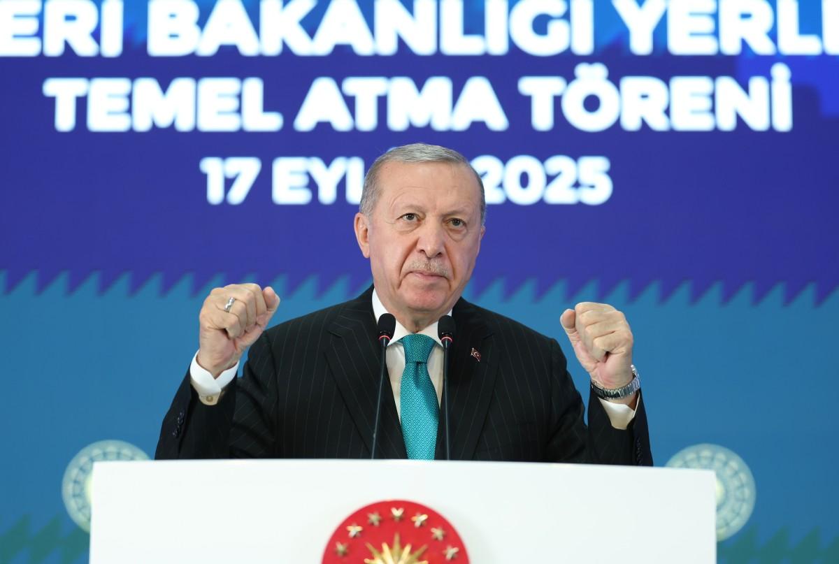 Dışişleri Bakanlığı'nın yeni yerleşkesinin temeli atıldı Dışişleri Bakanlığı'nın yeni yerleşkesinin temeli atıldı