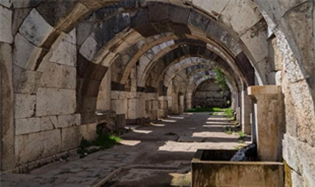 Büyükşehir'den Smyrna Antik Kenti'ne “tarihi destek"