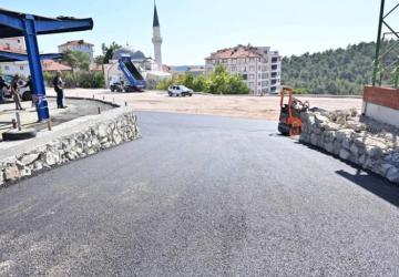 Manisa Büyükşehir Belediyesi Gördes’te Asfalt Çalışması Başlattı
