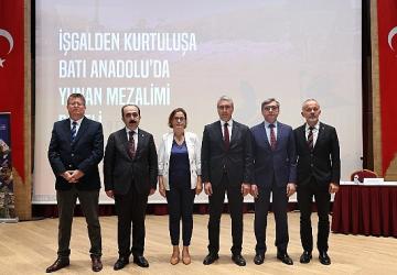 DEÜ Ev Sahipliğinde “İşgalden Kurtuluşa: Batı Anadolu'da Yunan Mezalimi" Paneli Düzenlendi