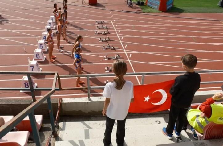 Türkiye’nin Genç Atletleri U20’de Uluslararası Heyecan Yaşadı Türkiye’nin Genç Atletleri U20’de Uluslararası Heyecan Yaşadı