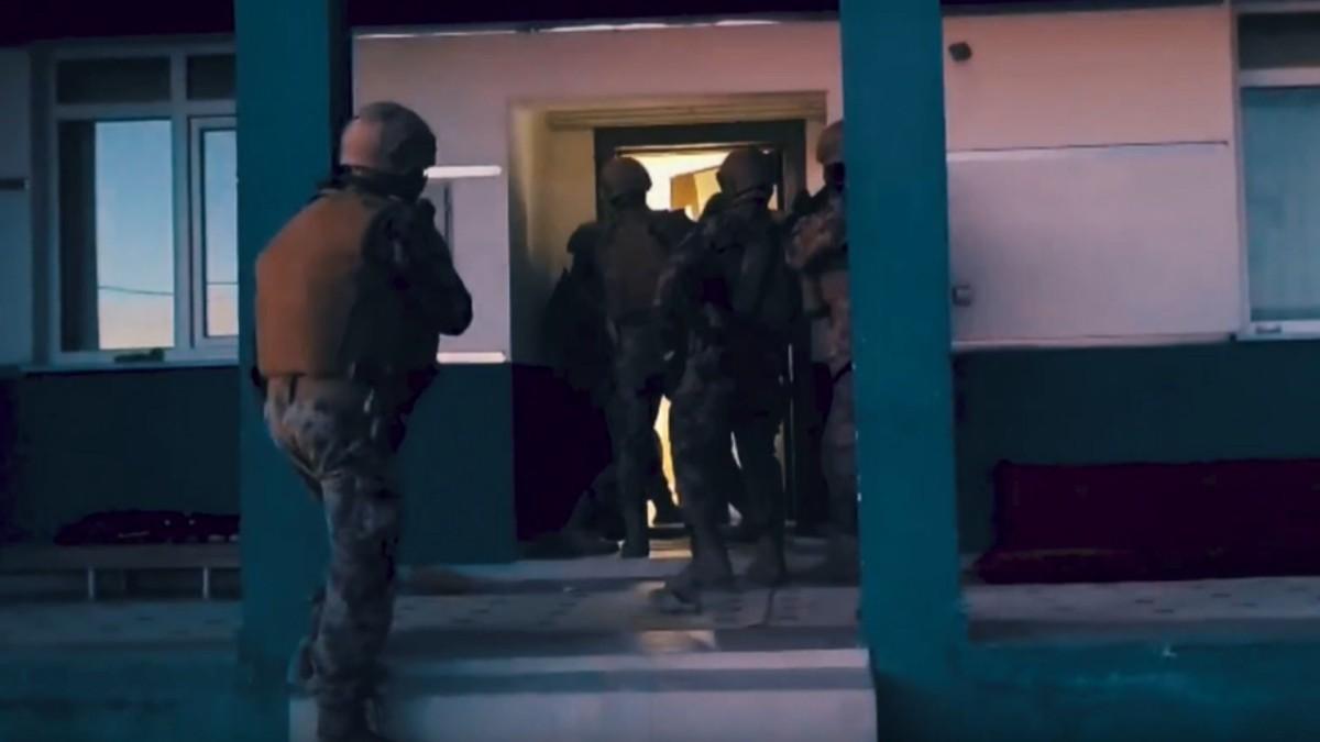 Adıyaman’ın da bulunduğu 49 ilde ‘tefecilik’ operasyonu: 115 şüpheli yakalandı - Videolu Haber Adıyaman’ın da bulunduğu 49 ilde ‘tefecilik’ operasyonu: 115 şüpheli yakalandı - Videolu Haber