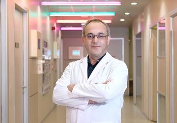 Teknoloji kullanımı, genç yaşta boyun fıtığı riskini artırıyor!