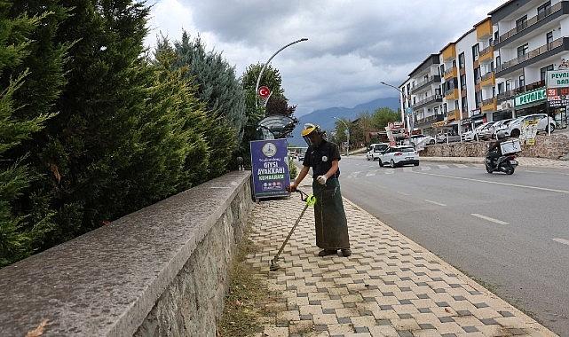 Kartepe'de Parklarda Yoğun Çalışma