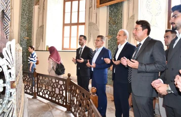 AK Parti MKYK Üyesi Ömer Serdar Osmangazi’de AK Parti MKYK Üyesi Ömer Serdar Osmangazi’de