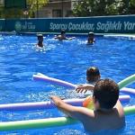 6 Binden Fazla Öğrenci Yazı Havuzlarda Geçirdi
