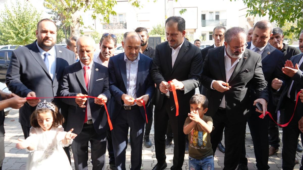 Anahtar Parti’den Adıyaman’da Yoğun Program: Buluşmalar, Ziyaret ve Samsat İlçe Açılışı Anahtar Parti’den Adıyaman’da Yoğun Program: Buluşmalar, Ziyaret ve Samsat İlçe Açılışı