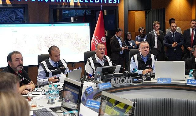Aslan: “Aldığımız Tedbirlerle Trafik Sorunsuz Şekilde Akıyor" Aslan: “Aldığımız Tedbirlerle Trafik Sorunsuz Şekilde Akıyor"