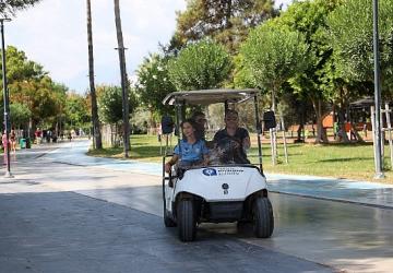 Büyükşehir'den Konyaaltı Sahili'nde temizlik seferberliği