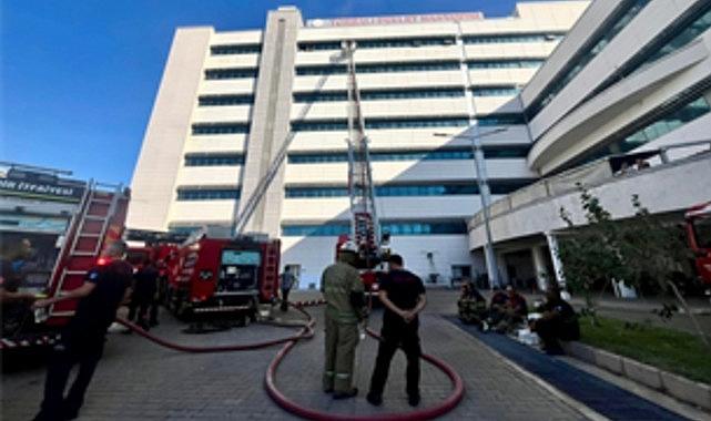 İzmir İtfaiyesi Torbalı'daki hastane yangınına müdahale etti İzmir İtfaiyesi Torbalı'daki hastane yangınına müdahale etti