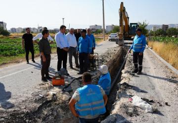 Başkan Abdurrahman Tutdere Çimenevler’de su sorununu çözdü, yüzler güldü - Videolu Haber