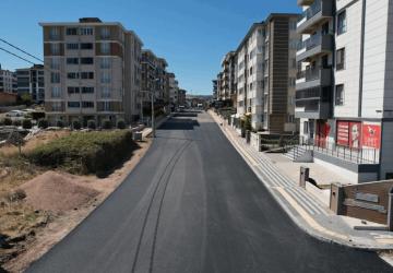 Büyükşehir, Uzun Süredir Bekleyen Yolları Asfalta Kavuşturuyor