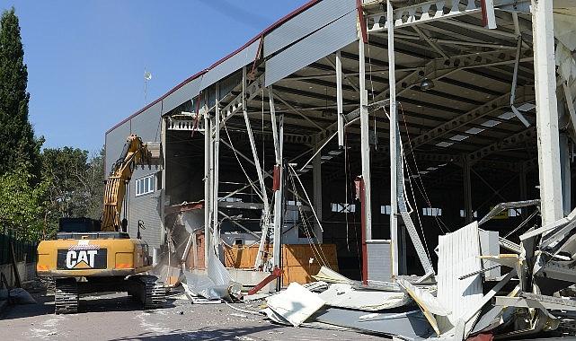 Tahtalı Mahallesi'nde 3 kaçak yapı yıkıldı