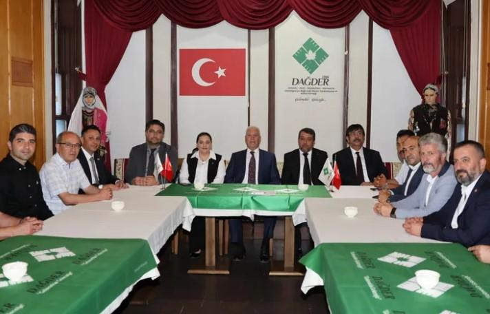 Bozbey, Gençlere Destek Sözü Verdi Bozbey, Gençlere Destek Sözü Verdi